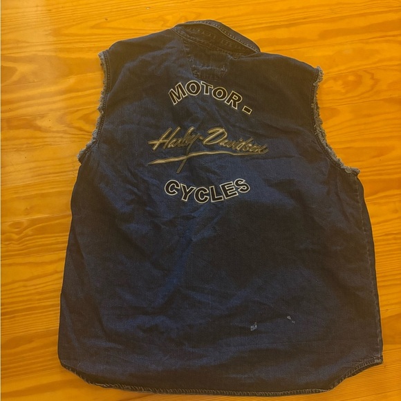 Harley-Davidson Blue Denim Top with Embroidered Logo - Picture 2 of 6